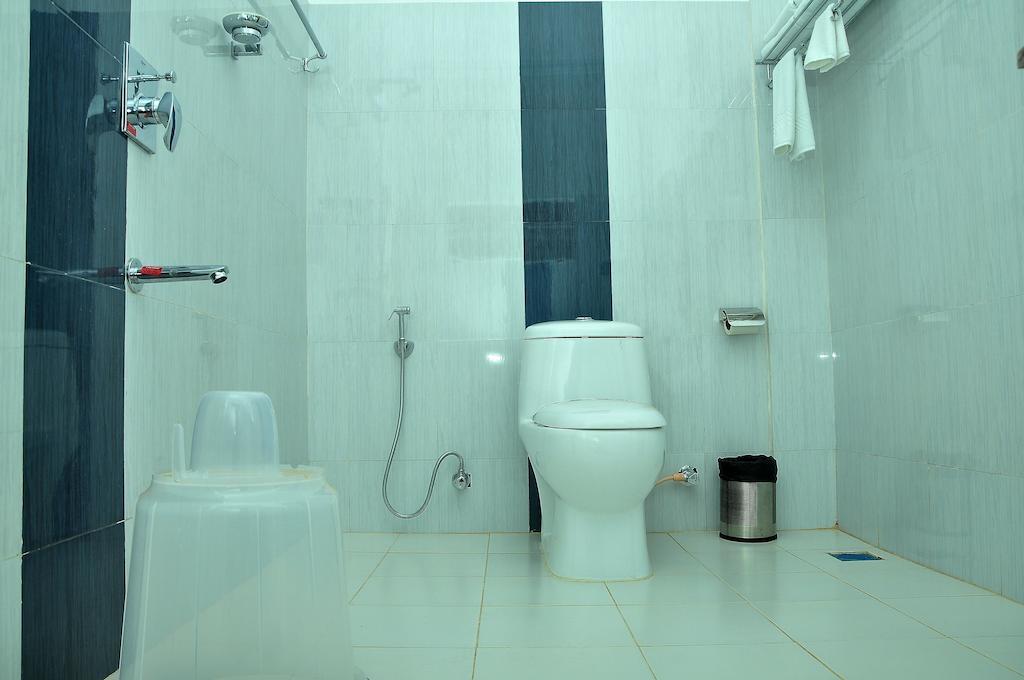 Holiday Hill Hotel & Suites Sultan Bathery Bilik gambar