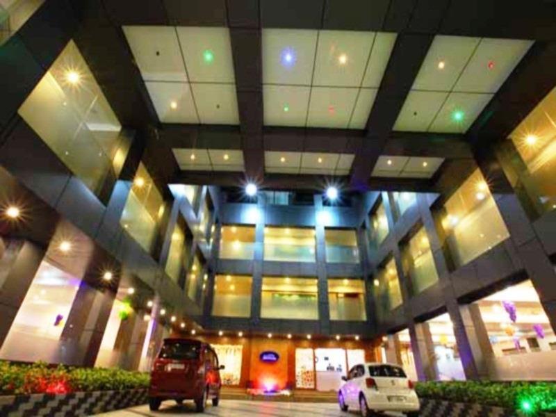 Holiday Hill Hotel & Suites Sultan Bathery Luaran gambar